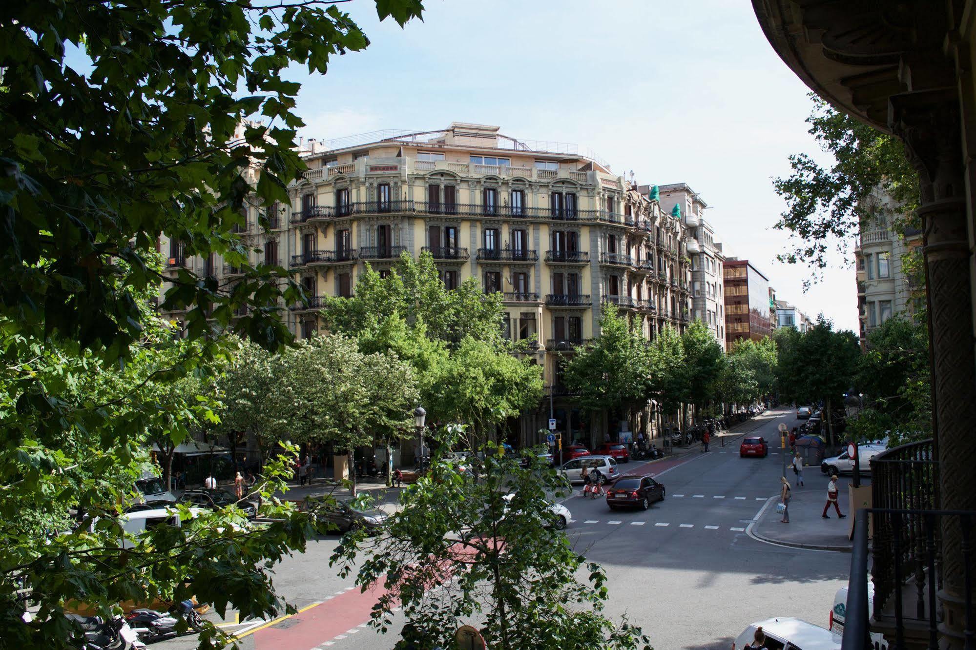 Hotel Cosmopolitan Boutique Rambla Barcelona Exterior foto